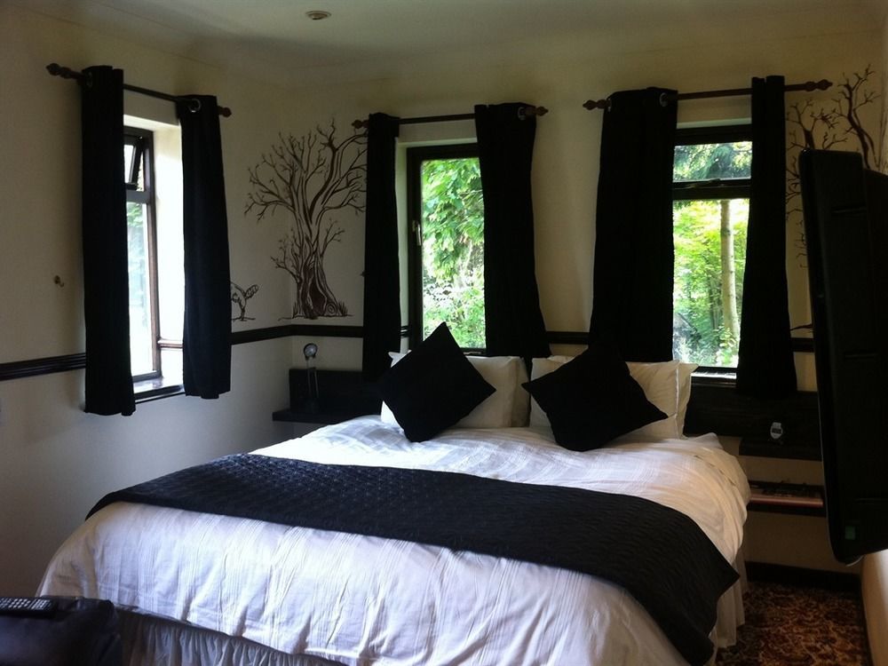 Foxwood Guest House Robin Hood Exteriör bild